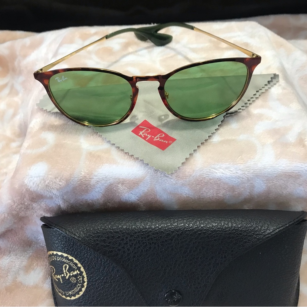 RAY-BAN SUNGLASSES
